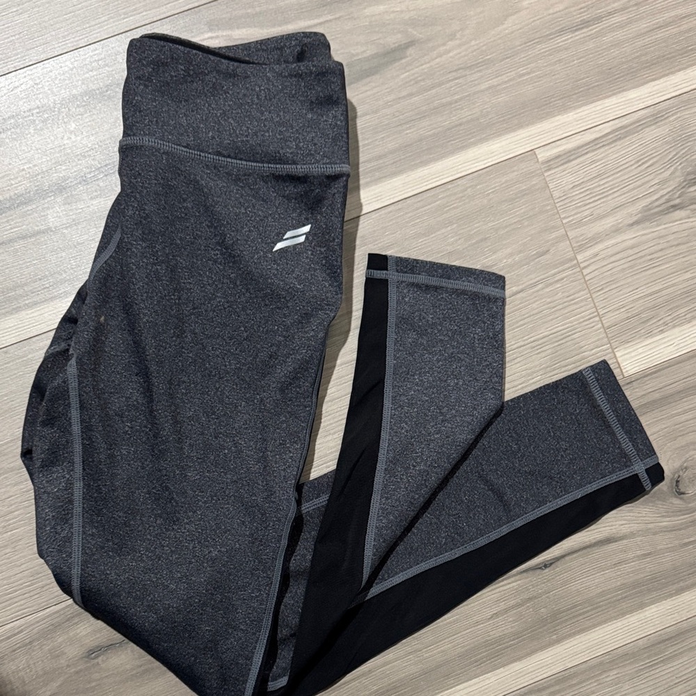 DOYOUEVEN Charcoal and Black Leggings
